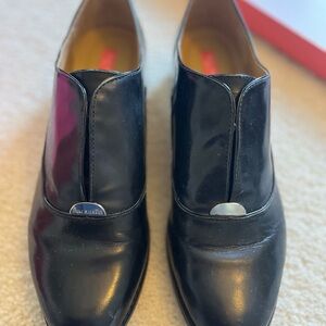 Women’s Isaac Mizrahi Flats
